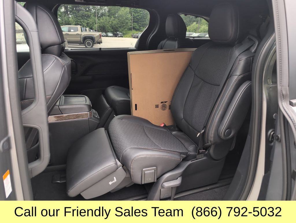 New 2026 Toyota Sienna Platinum AWD/4WD image 23