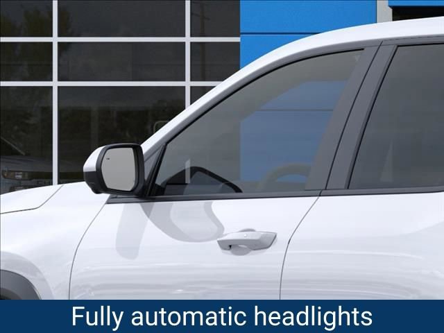 New 2026 Chevrolet Equinox LT w/ Safety and Technology Package FWD image 13