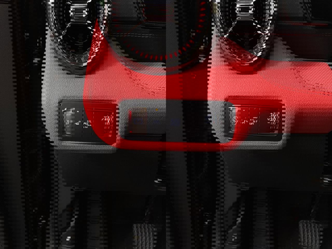 New 2025 Chevrolet Blazer EV RS image 76