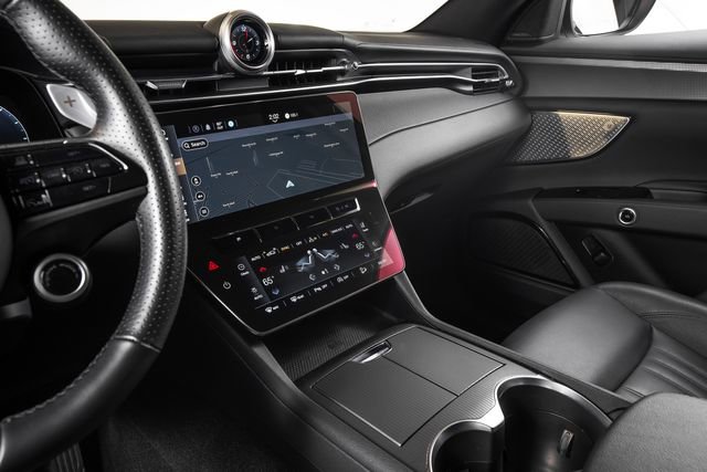 Used 2024 Maserati Grecale GT image 29
