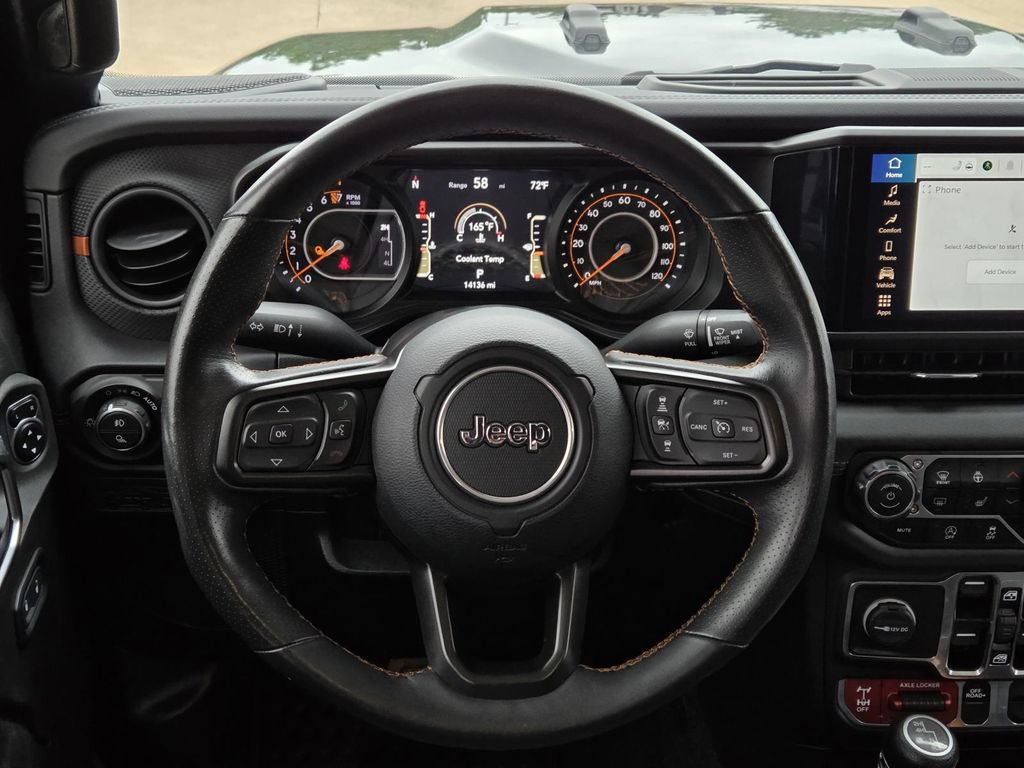 Used 2024 Jeep Gladiator Mojave w/ Safety Group AWD/4WD image 28