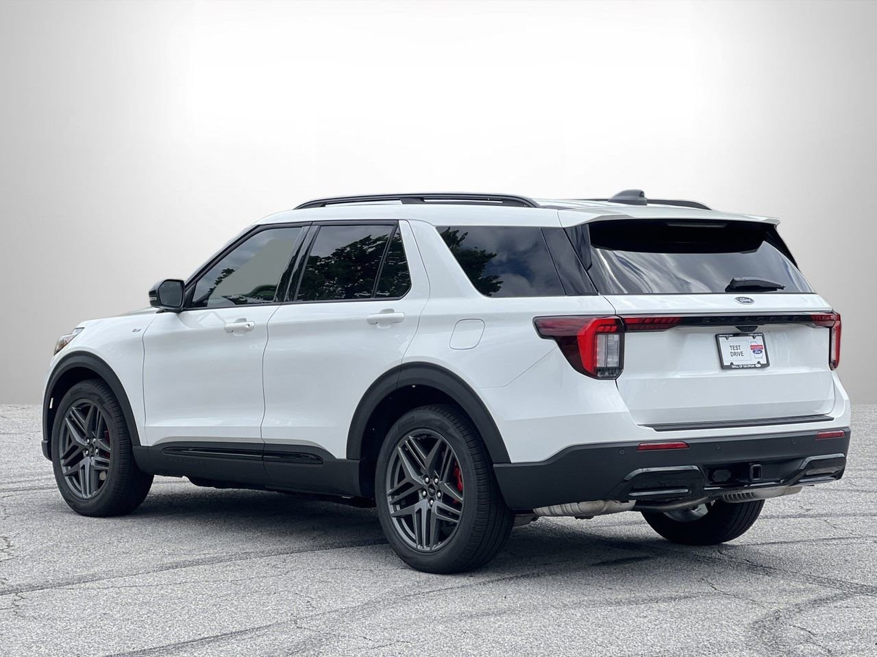 New 2026 Ford Explorer ST-Line w/ ST-Line Street Pack RWD image 24