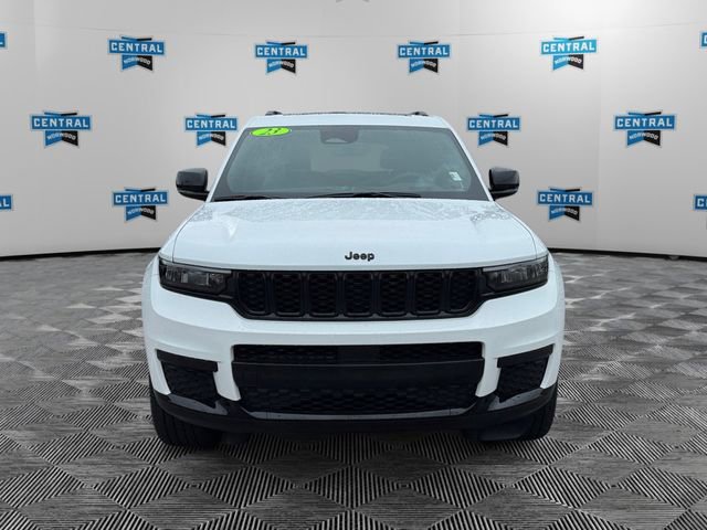 Certified 2023 Jeep Grand Cherokee L Laredo image 9