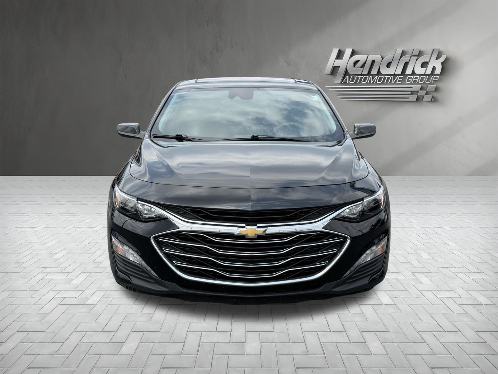 Used 2023 Chevrolet Malibu LT FWD image 3