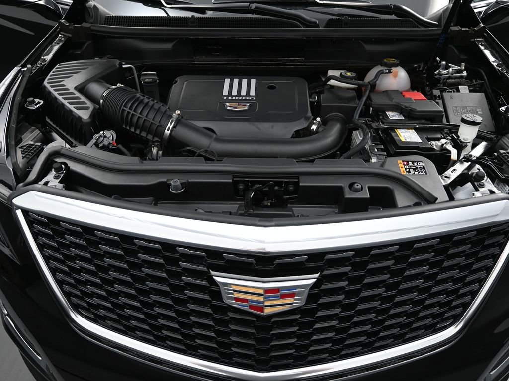 Certified 2025 Cadillac XT5 Luxury w/ LPO, Floor Liner Package image 24