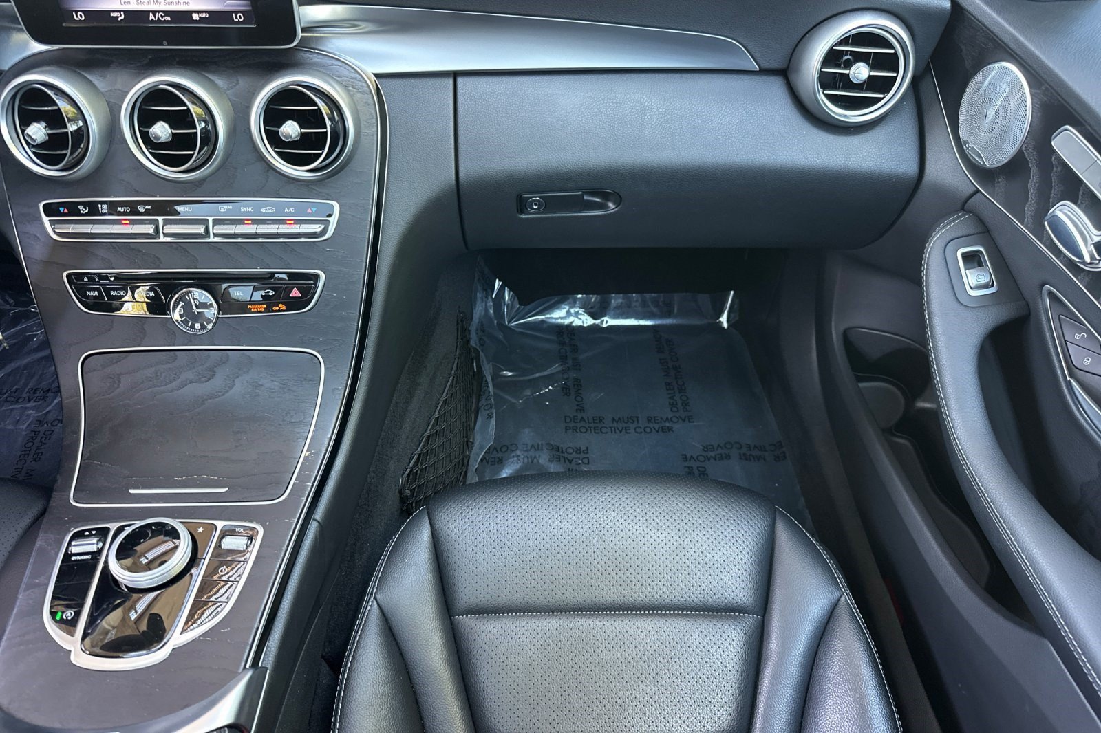 Used 2017 Mercedes-Benz C 300 Sedan image 31