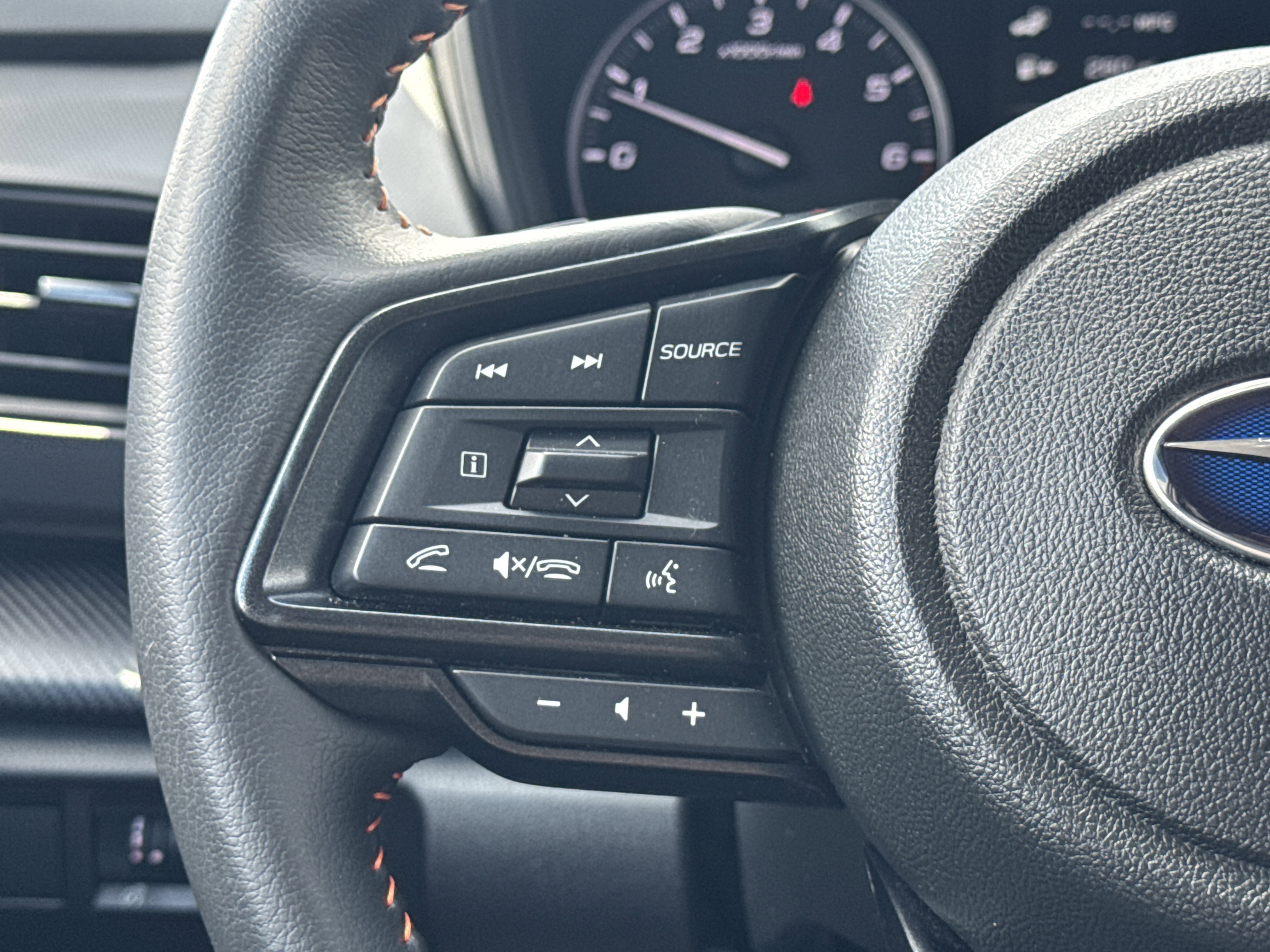 Certified 2024 Subaru Crosstrek 2.5i Limited w/ Popular Package #4A image 7