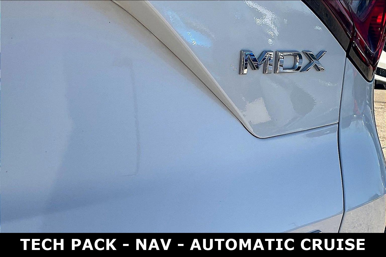 Used 2025 Acura MDX SH-AWD w/ Technology Package image 24