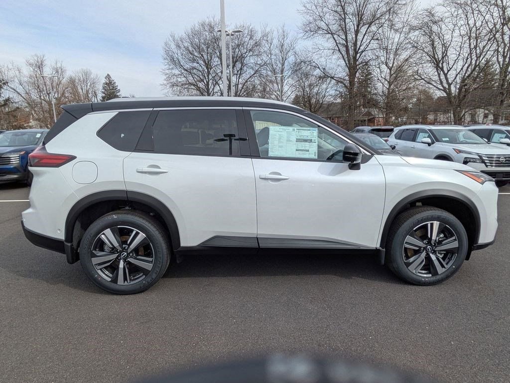 New 2025 Nissan Rogue SL w/ Tech Package AWD/4WD image 26
