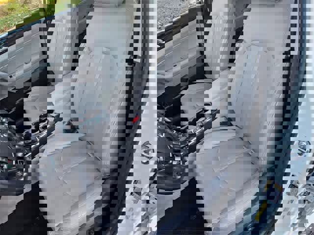 Used 2017 Hyundai Sonata Limited w/ Ultimate Package 04 image 13