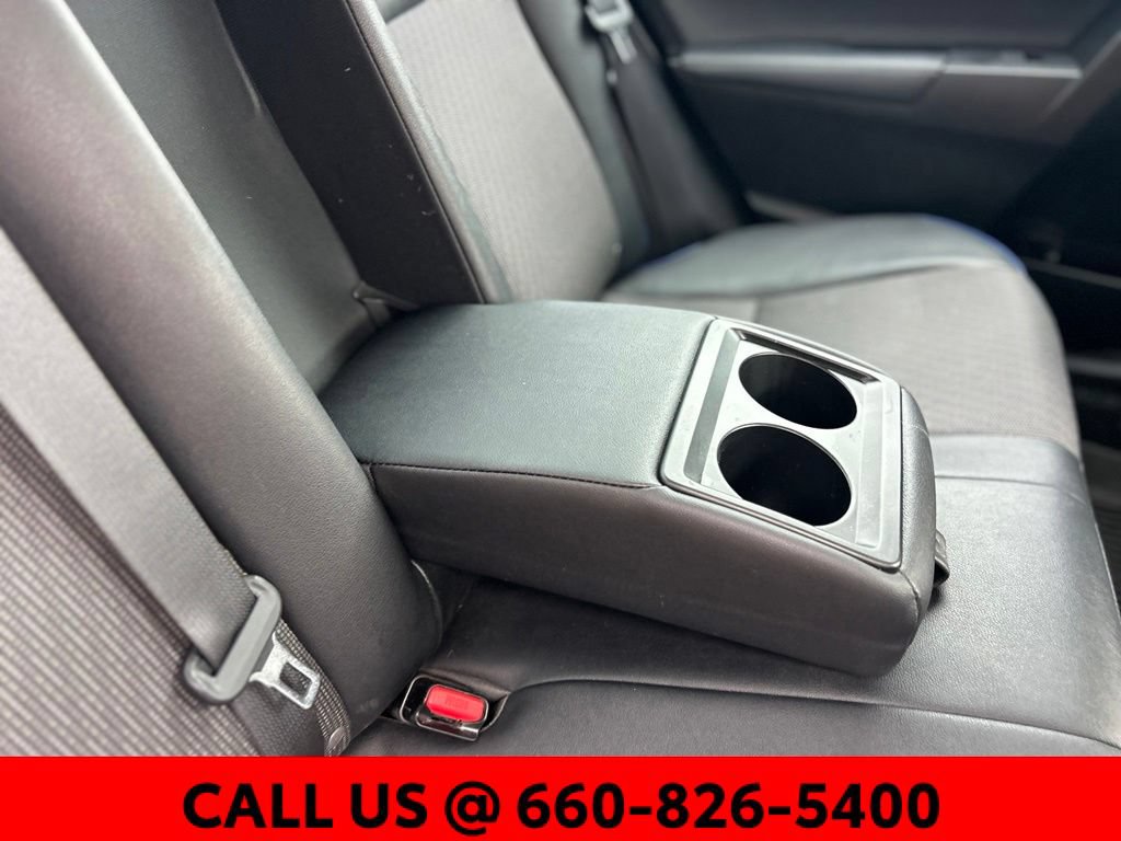 Used 2019 Toyota Corolla SE w/ Body Protection Package FWD image 10