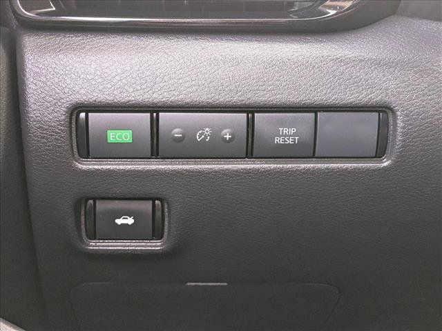 Used 2024 Nissan Sentra SV FWD image 16