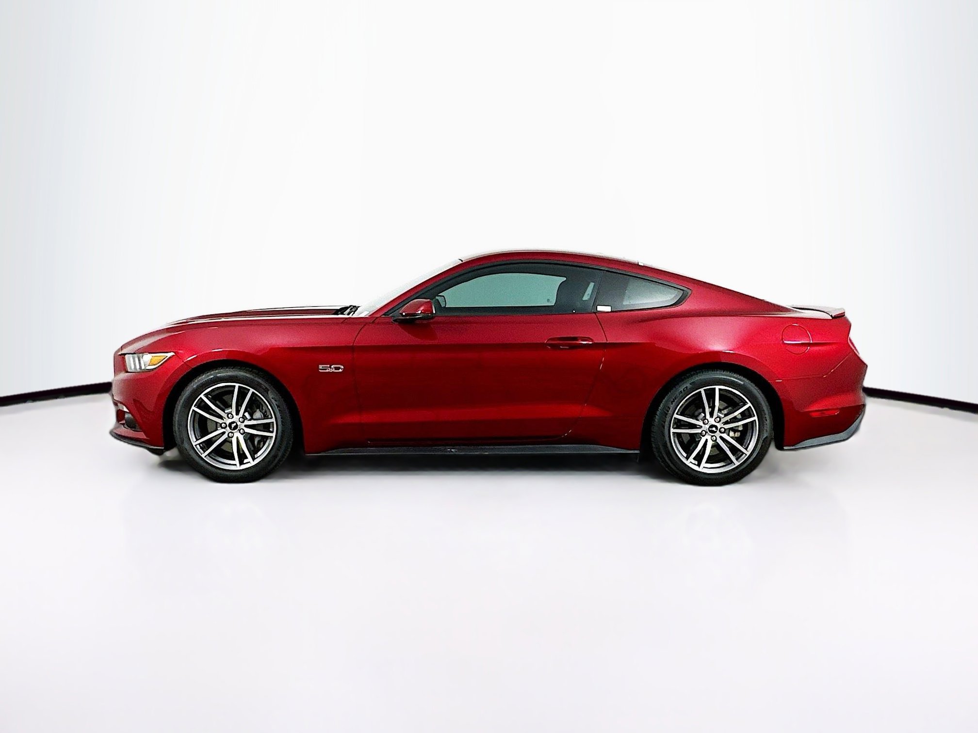 Used 2015 Ford Mustang GT Premium RWD image 4