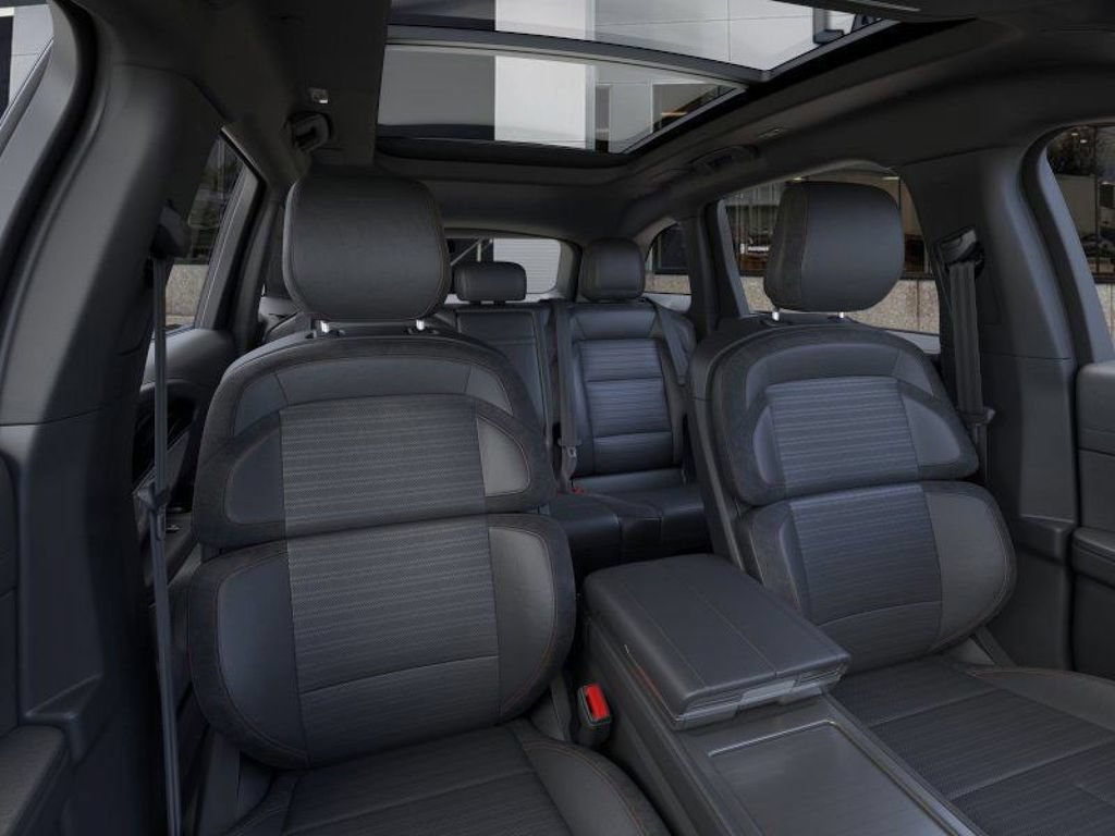 New 2025 Lincoln Nautilus Reserve AWD/4WD image 10