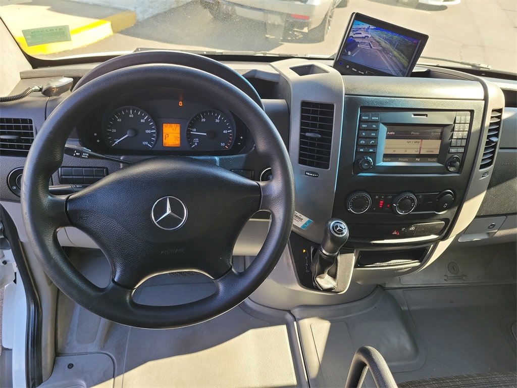 Used 2017 Mercedes-Benz Sprinter 3500 image 4