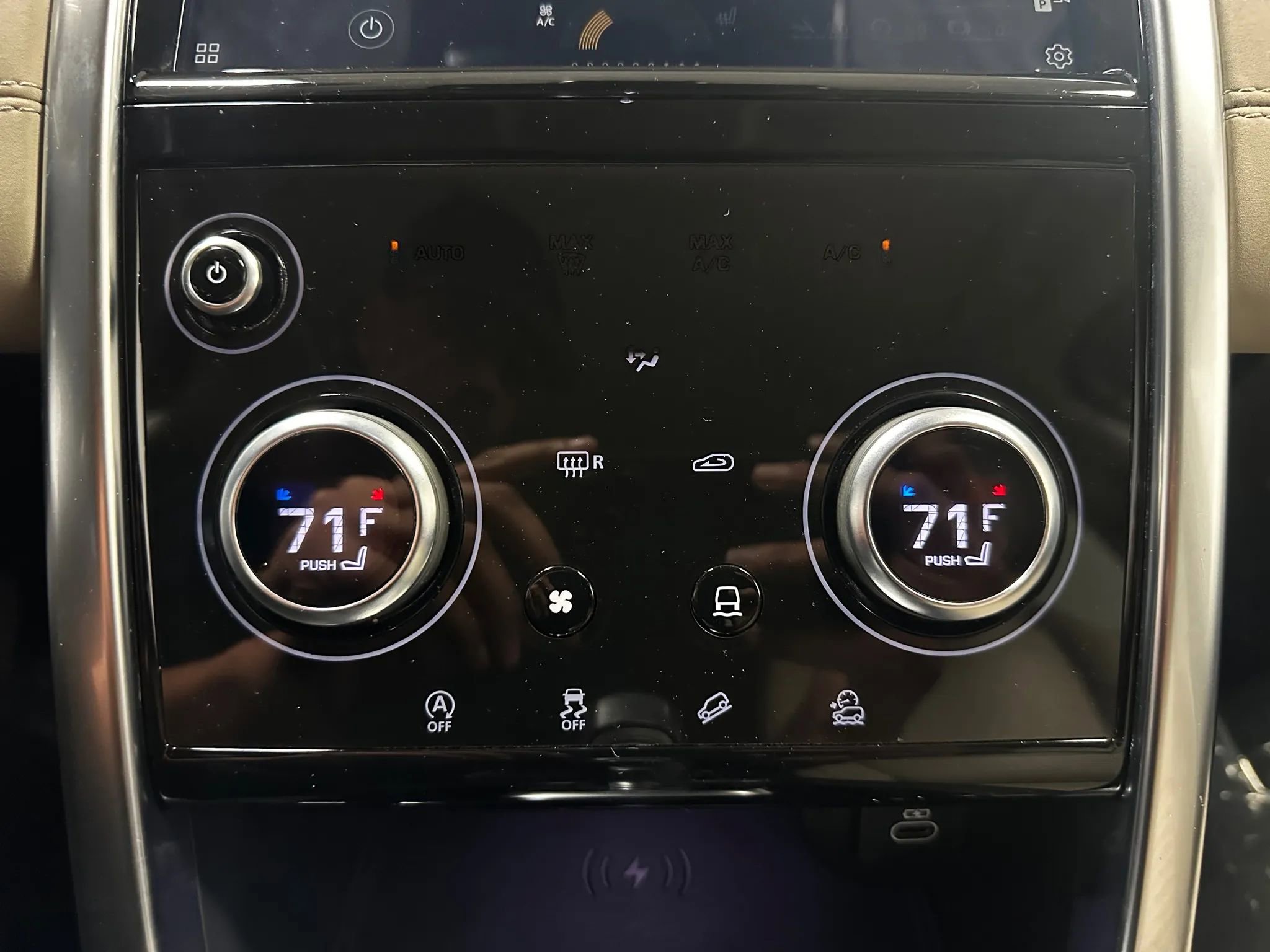 Used 2021 Land Rover Discovery Sport SE image 42