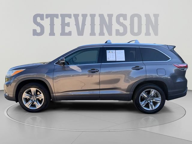Used 2016 Toyota Highlander Limited FWD image 2