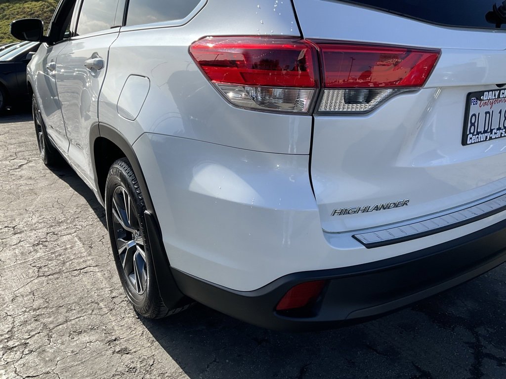 Used 2018 Toyota Highlander Plus image 92