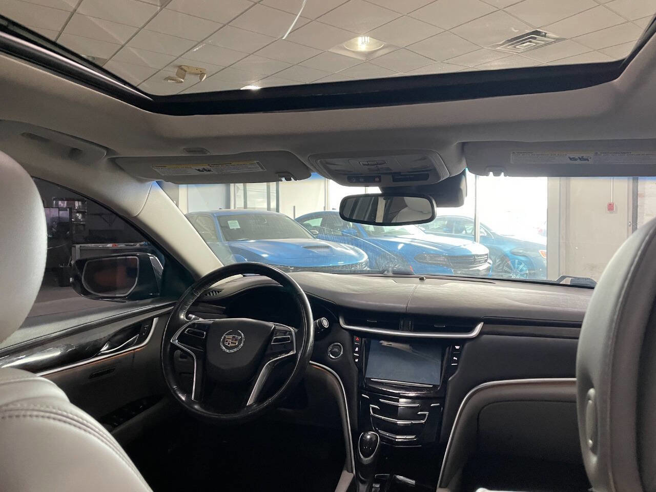 Used 2013 Cadillac XTS Luxury w/ Driver Awareness Package image 27