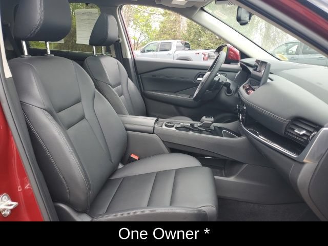 Certified 2025 Nissan Rogue SL w/ SL Premium Package AWD/4WD image 11