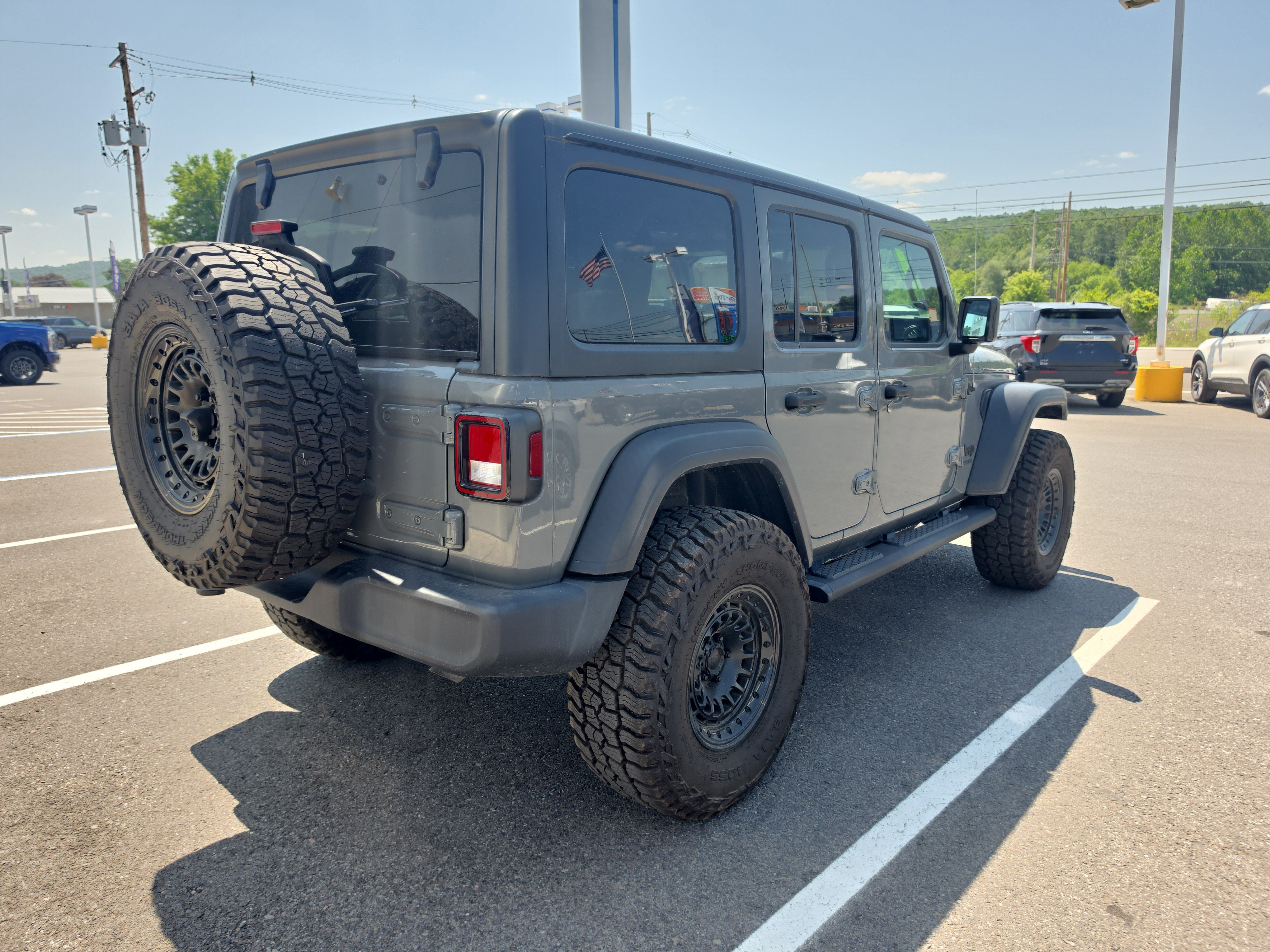 Used 2021 Jeep Wrangler Unlimited Sport AWD/4WD video 3