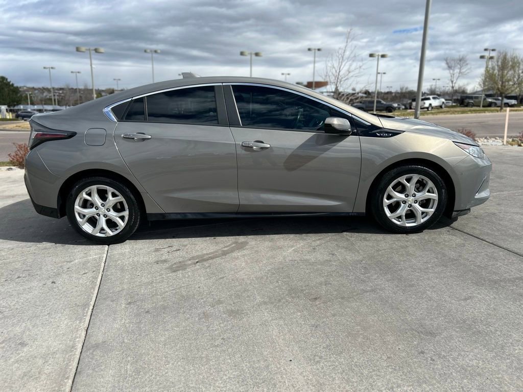 Used 2017 Chevrolet Volt Premier w/ Driver Confidence II Package image 10