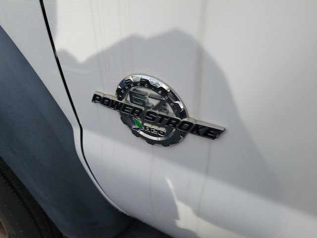 Used 2015 Ford F550 Luxury RWD image 9