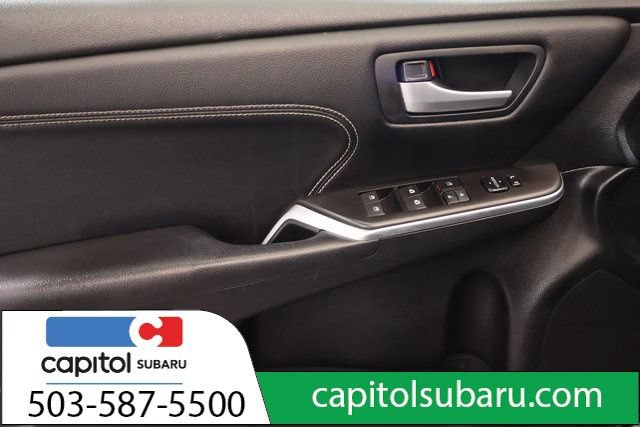 Used 2017 Toyota Camry XLE w/ Moonroof Package FWD image 11