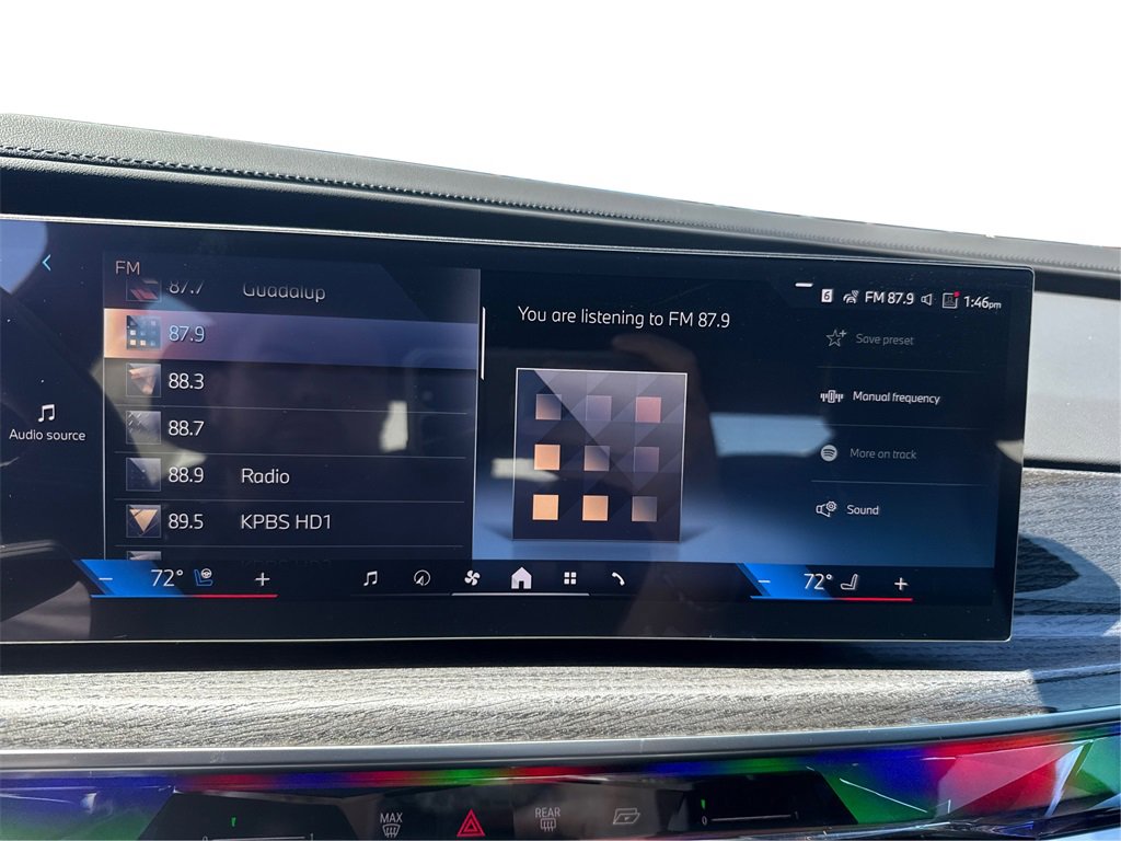 New 2026 BMW 750e xDrive image 21