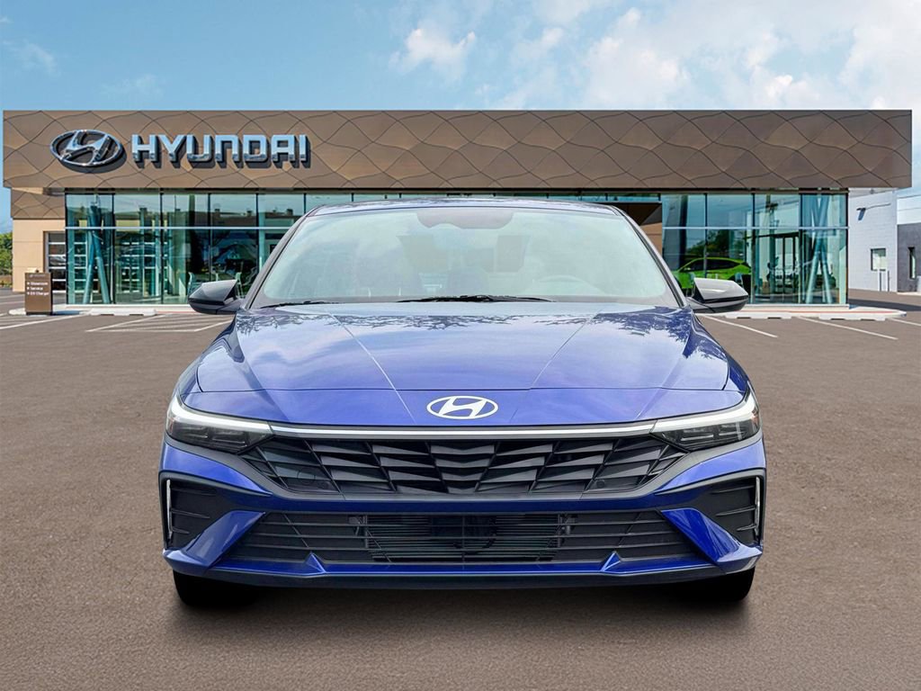 New 2025 Hyundai Elantra SEL FWD image 12