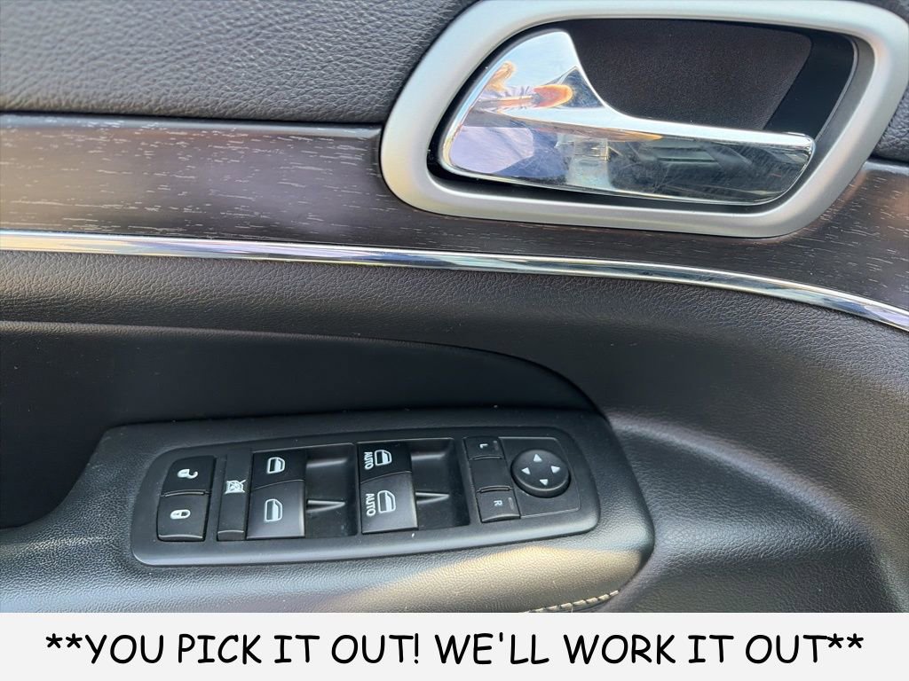 Used 2018 Jeep Grand Cherokee Limited AWD/4WD image 11