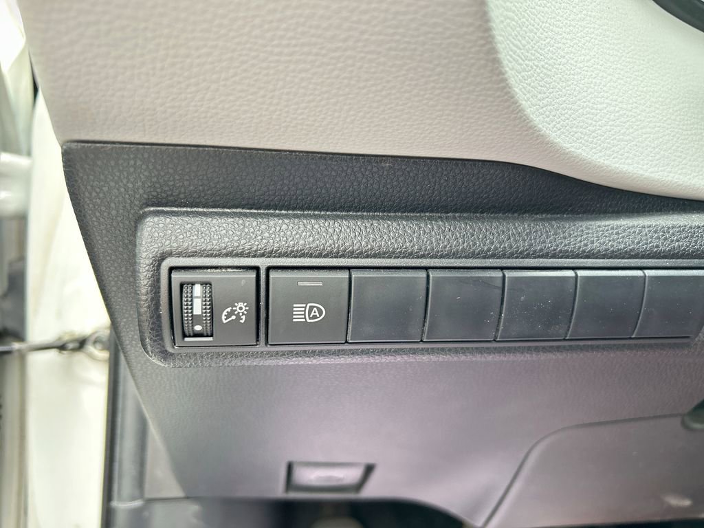 Used 2019 Toyota Corolla SE w/ SE Option Package image 23