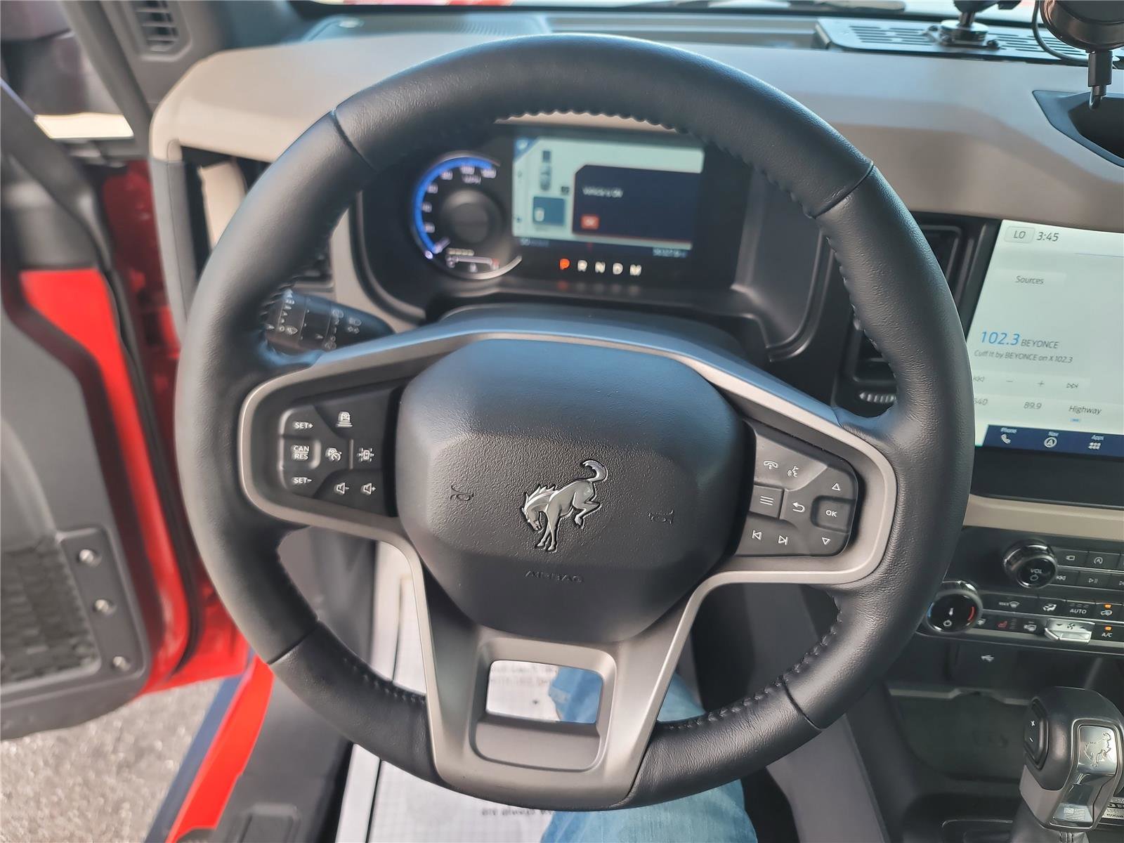 Used 2022 Ford Bronco Wildtrak image 20