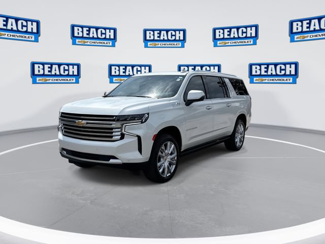 Used 2024 Chevrolet Suburban High Country AWD/4WD image 4