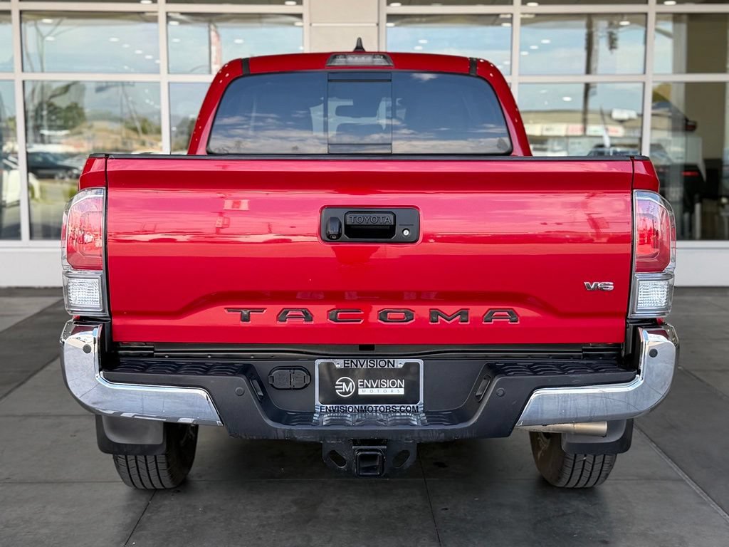 Certified 2023 Toyota Tacoma SR5 AWD/4WD image 13