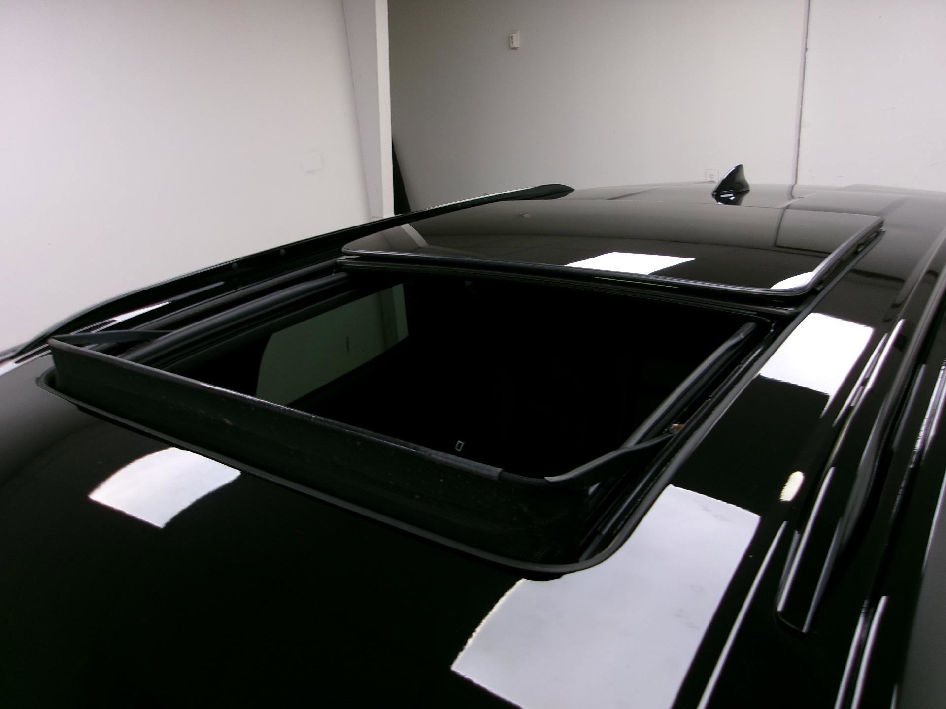 Certified 2023 Chevrolet Blazer RS w/ Driver Confidence II Package FWD image 4