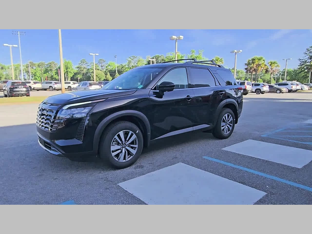 New 2026 Nissan Pathfinder SL FWD image 22