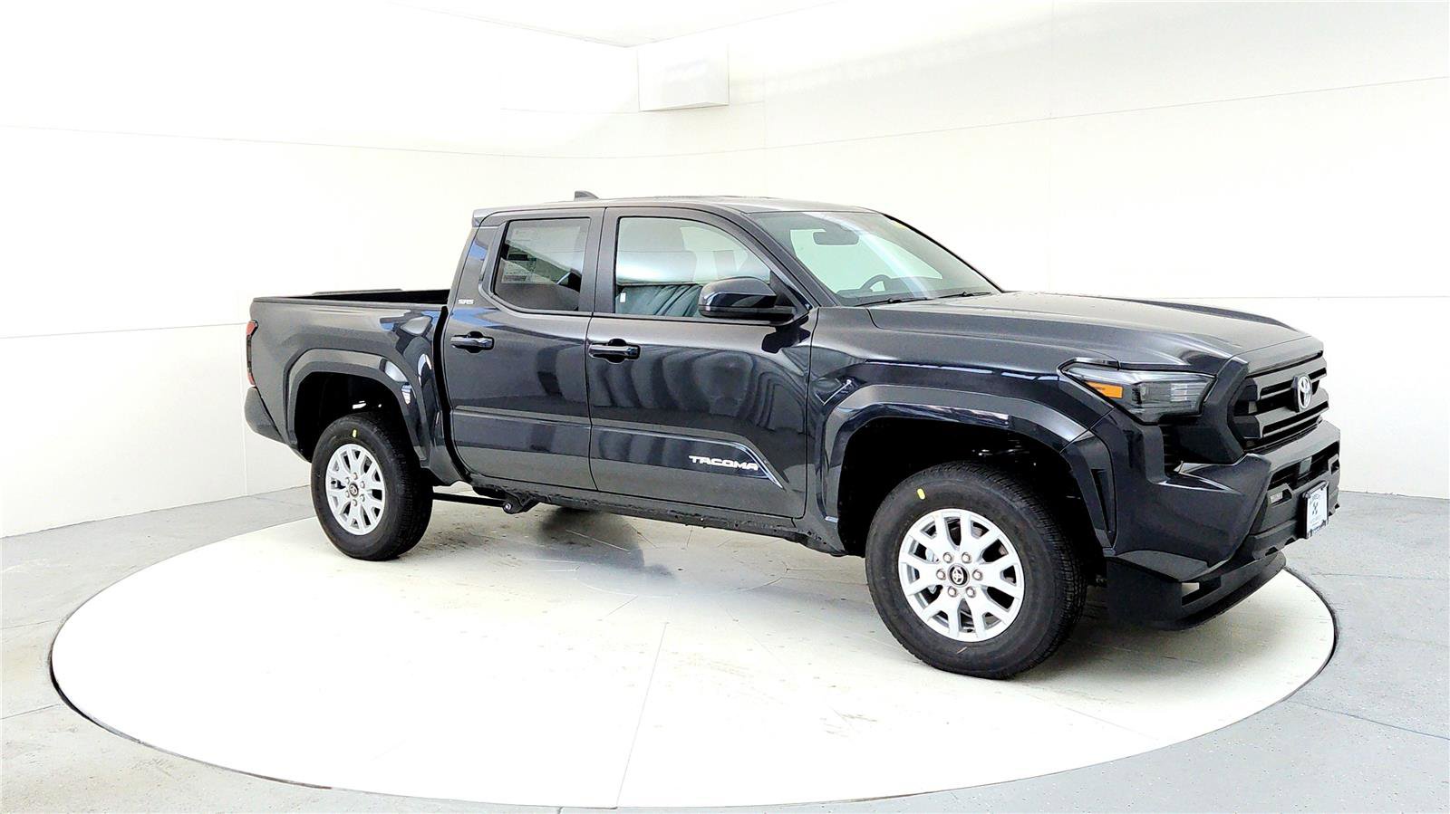 New 2026 Toyota Tacoma SR5 RWD image 7