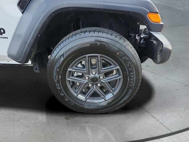Used 2025 Jeep Gladiator Sport image 27