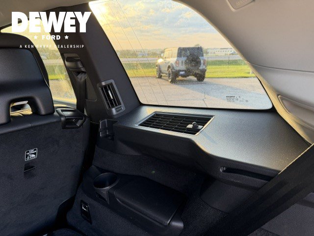 Used 2023 Volvo XC90 T8 Plus w/ Protection Package Premier AWD/4WD image 34