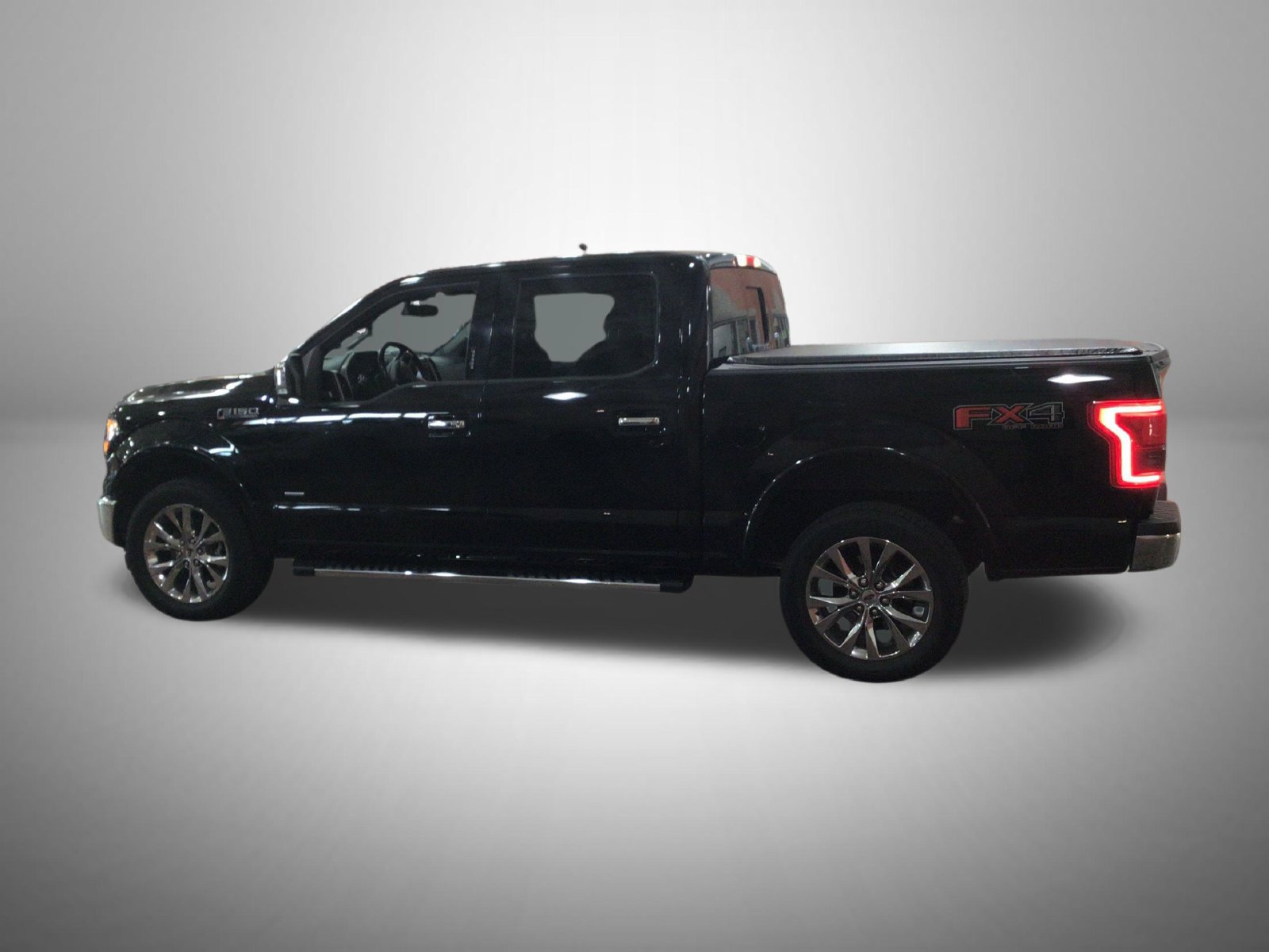 Used 2017 Ford F150 Lariat AWD/4WD image 3