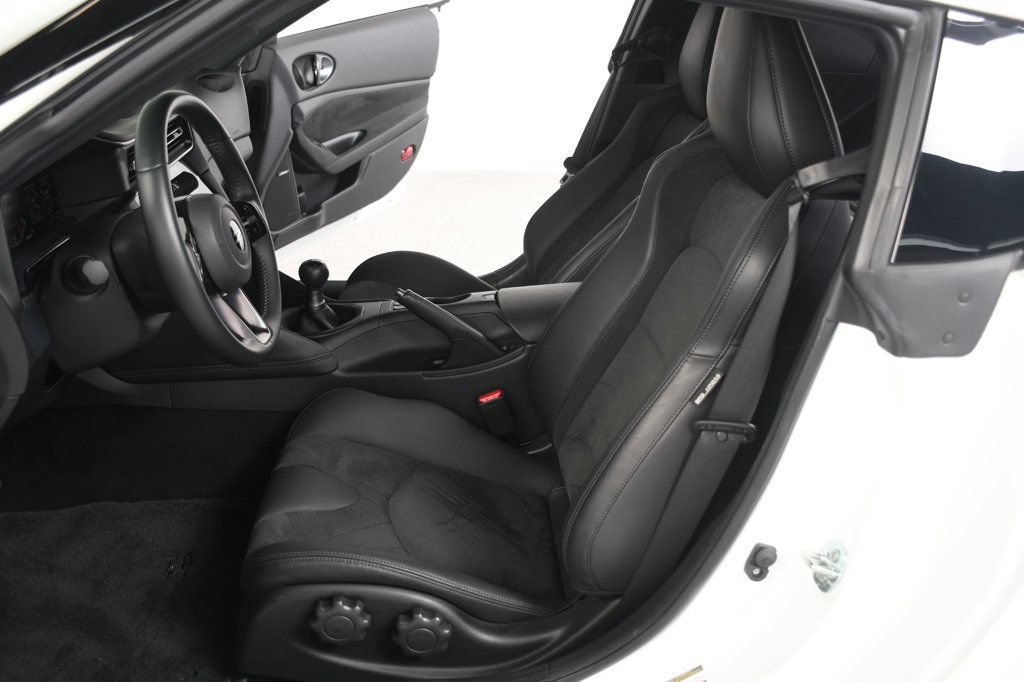 Used 2024 Nissan Z Performance w/ Floor Mat Package RWD image 26