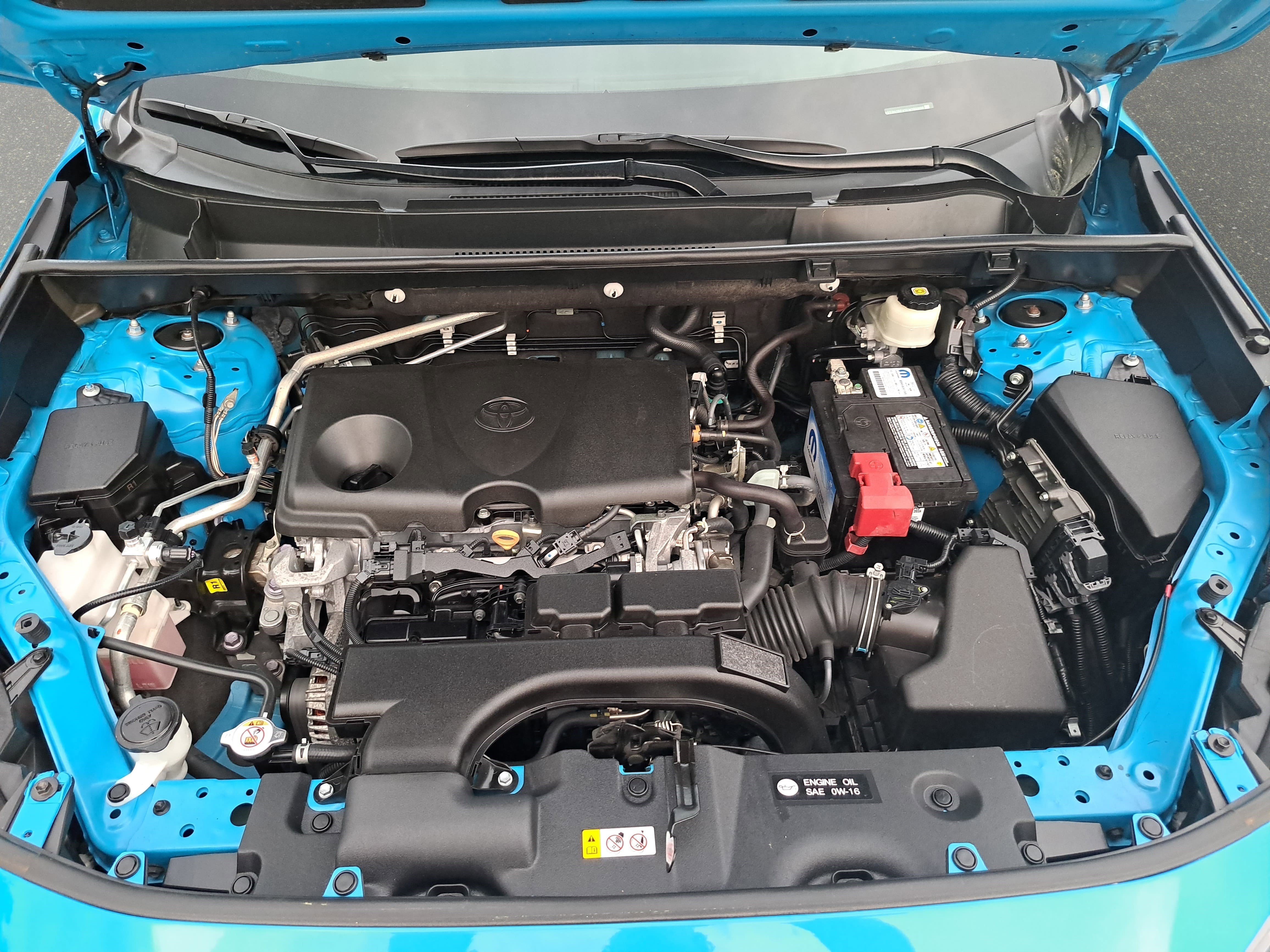 Used 2020 Toyota RAV4 LE image 28