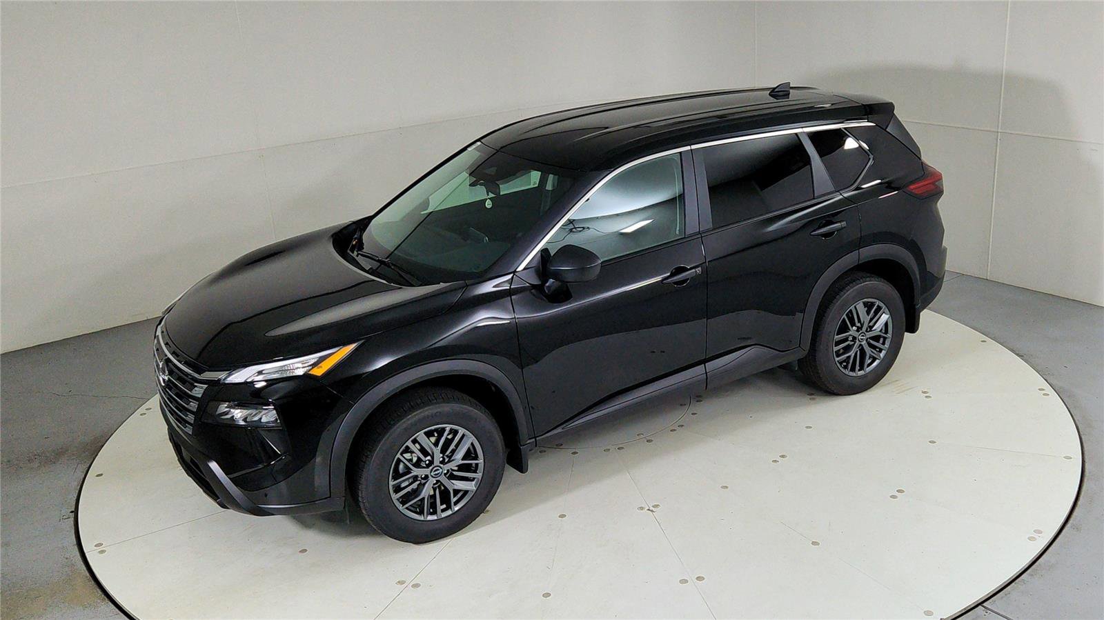 Certified 2026 Nissan Rogue S image 35