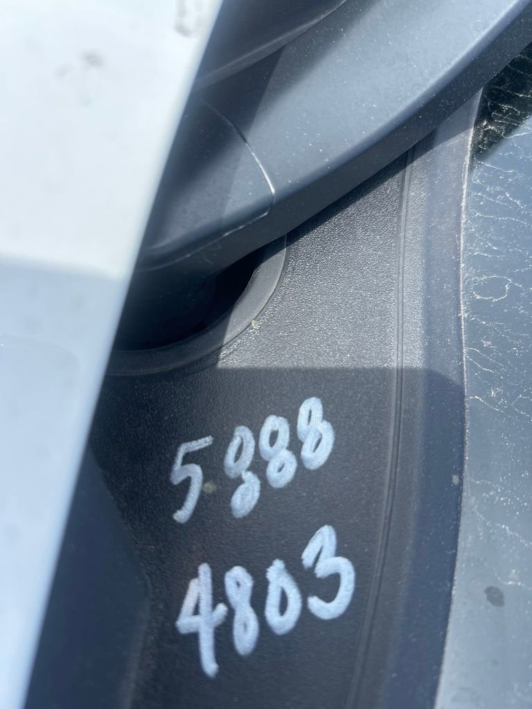 Used 2025 Chevrolet Blazer LT image 2