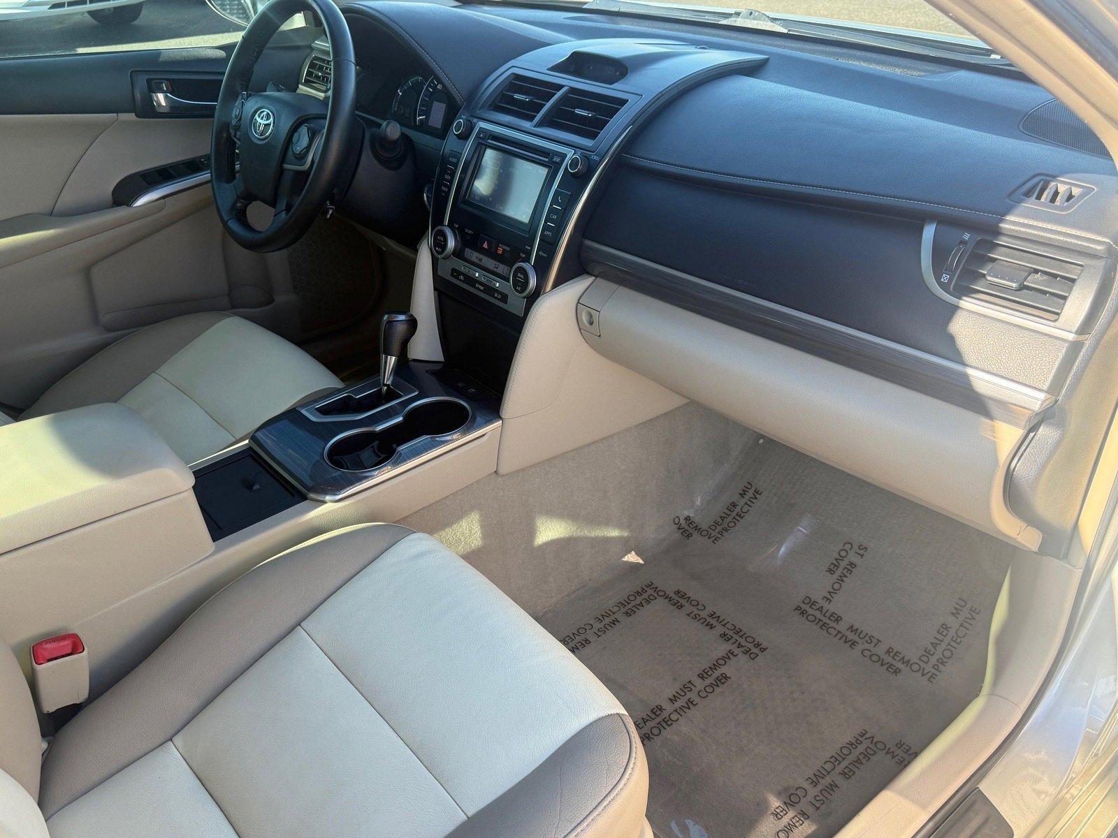 Used 2013 Toyota Camry XLE w/ Convenience Pkg image 26