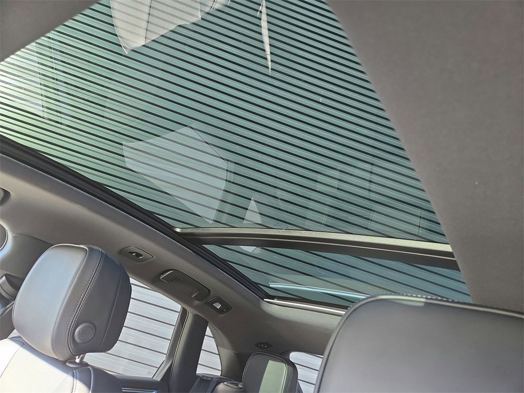 New 2026 Porsche Macan image 15