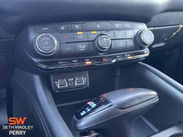 Used 2024 Dodge Durango GT image 21