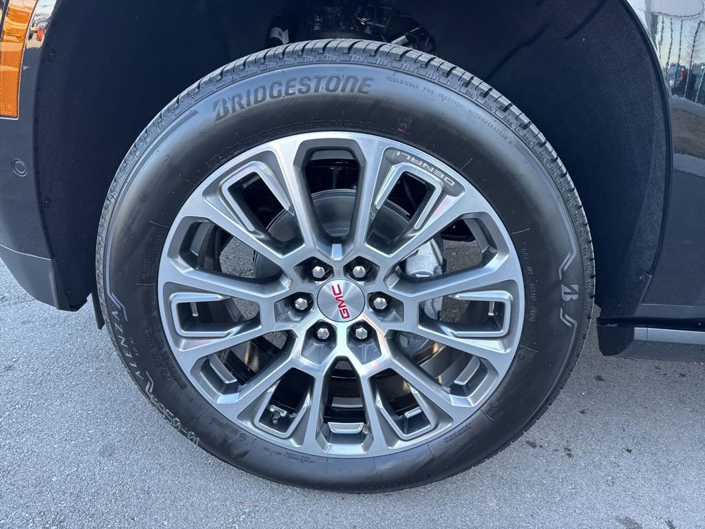 New 2026 GMC Yukon XL Denali w/ Sun & Power Step Package image 41