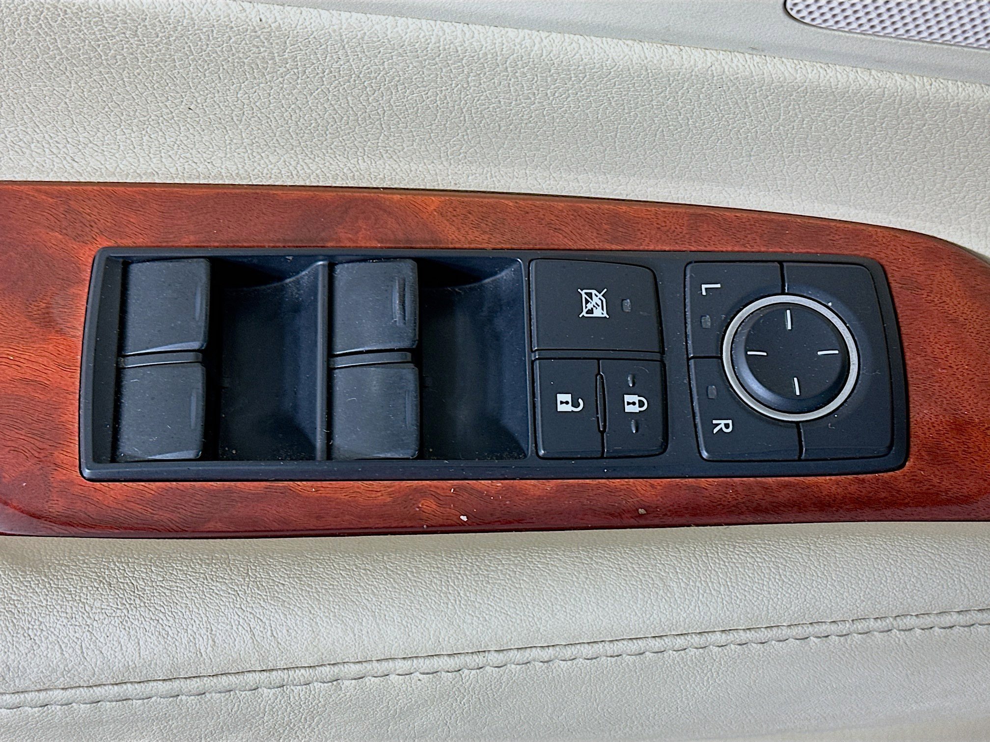 Used 2010 Lexus RX 350 AWD image 15